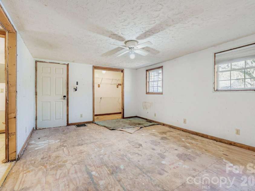 901 Klondale Street, China Grove, NC 28023.  MLS# CAR4336467, YatesRealty ID 4927. Primary Bedroom