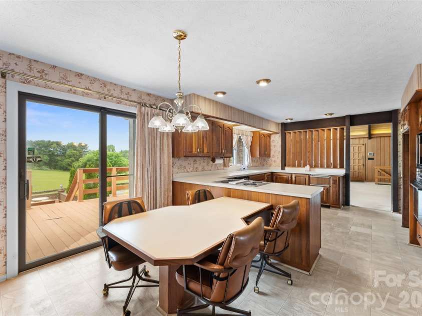 99 Odonald Road, Asheville, NC 28806.  MLS# CAR4326720, YatesRealty ID 4927. 