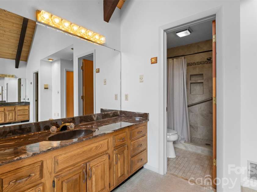 99 Odonald Road, Asheville, NC 28806.  MLS# CAR4326720, YatesRealty ID 4927. 