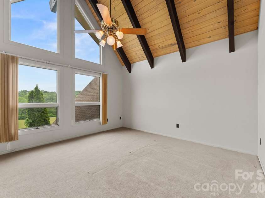 99 Odonald Road, Asheville, NC 28806.  MLS# CAR4326720, YatesRealty ID 4927. 