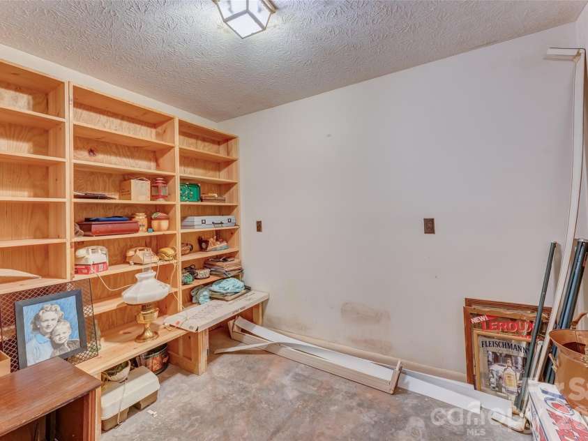 99 Odonald Road, Asheville, NC 28806.  MLS# CAR4326720, YatesRealty ID 4927. 