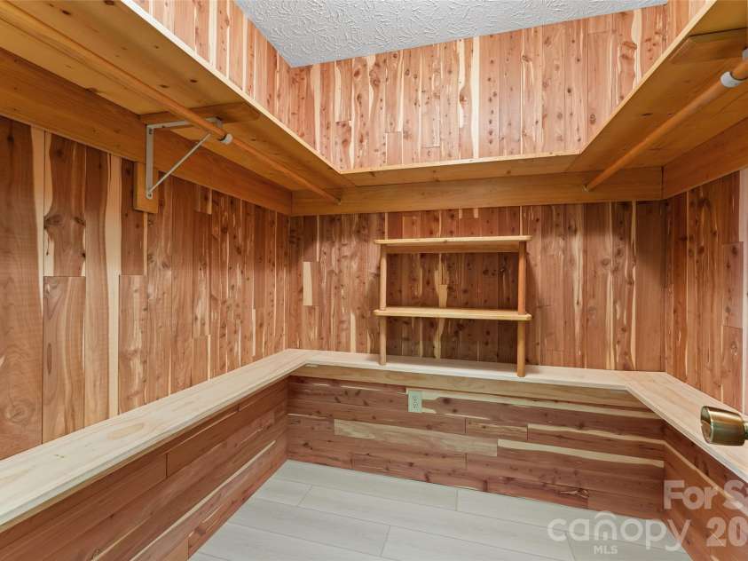 99 Odonald Road, Asheville, NC 28806.  MLS# CAR4326720, YatesRealty ID 4927. 