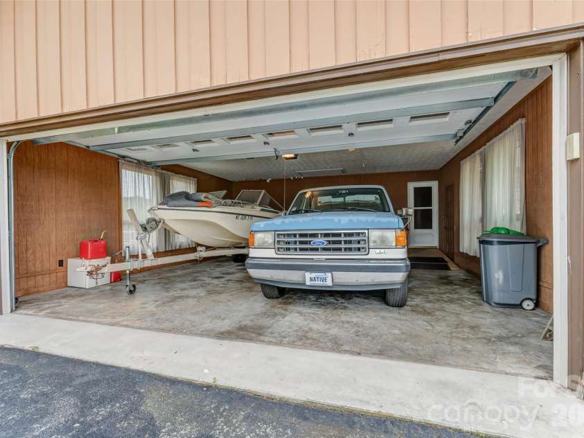 99 Odonald Road, Asheville, NC 28806.  MLS# CAR4326720, YatesRealty ID 4927. 