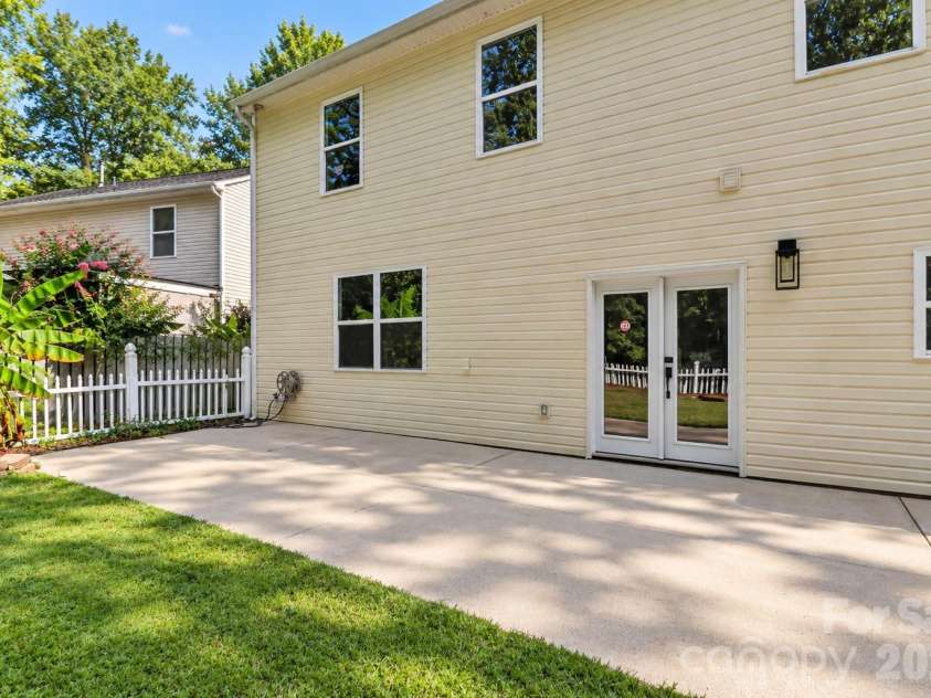 2234 Savannah Hills Drive, Charlotte, NC 28105.  MLS# CAR4422236, YatesRealty ID 49270. Extended Patio