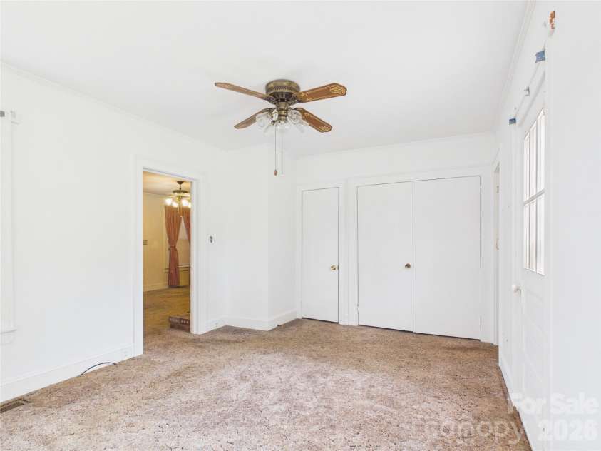 107 Mimosa Avenue, Rhodhiss, NC 28630.  MLS# CAR4421754, YatesRealty ID 49271. 