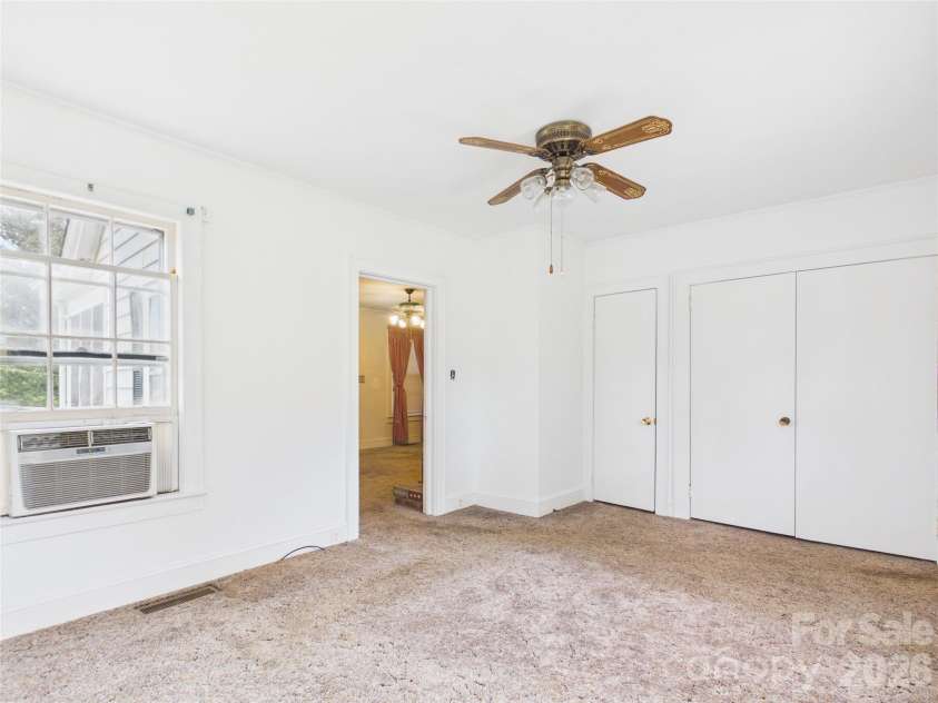 107 Mimosa Avenue, Rhodhiss, NC 28630.  MLS# CAR4421754, YatesRealty ID 49271. 