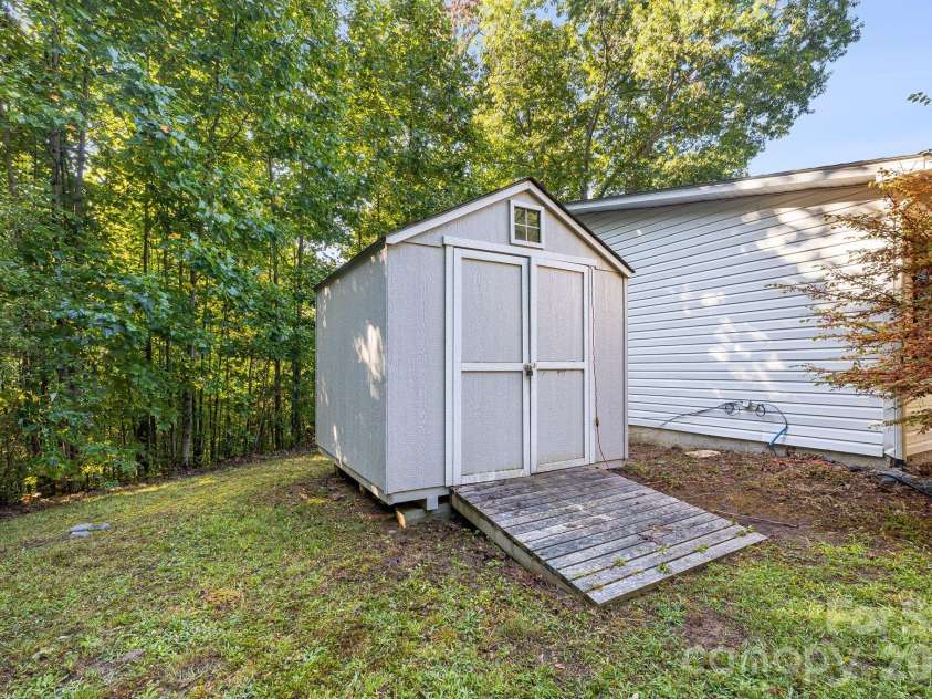96 Fallswood Court, Hendersonville, NC 28739.  MLS# CAR4422218, YatesRealty ID 49273. 