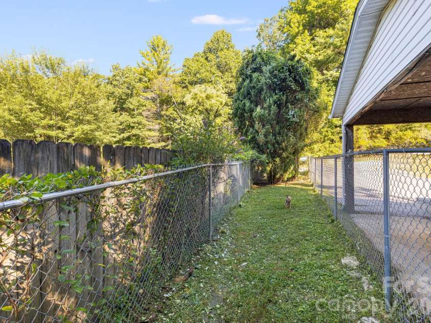 96 Fallswood Court, Hendersonville, NC 28739.  MLS# CAR4422218, YatesRealty ID 49273. 