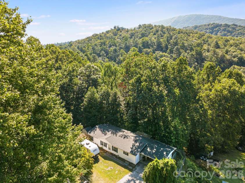 96 Fallswood Court, Hendersonville, NC 28739.  MLS# CAR4422218, YatesRealty ID 49273. 
