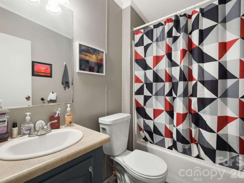 96 Fallswood Court, Hendersonville, NC 28739.  MLS# CAR4422218, YatesRealty ID 49273. Hallway bathroom