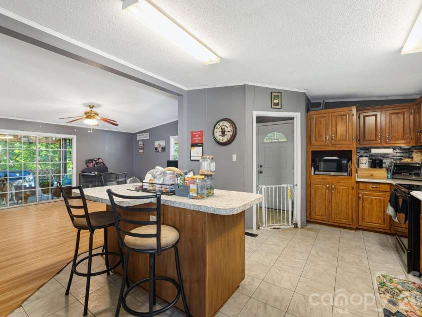 96 Fallswood Court, Hendersonville, NC 28739.  MLS# CAR4422218, YatesRealty ID 49273. Kitchen