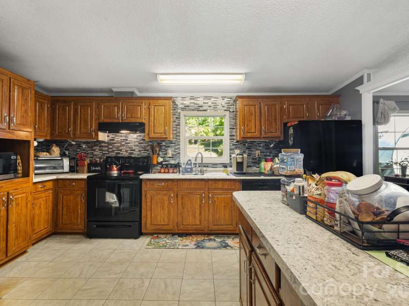 96 Fallswood Court, Hendersonville, NC 28739.  MLS# CAR4422218, YatesRealty ID 49273. Kitchen