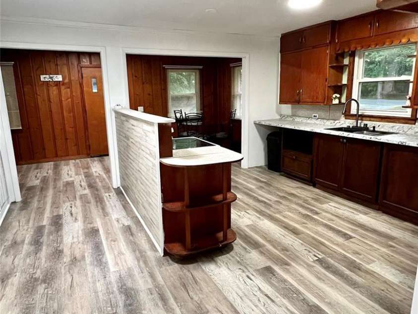 25694 Dunlap Road, Albemarle, NC 28001.  MLS# CAR4422184, YatesRealty ID 49274. Kitchen