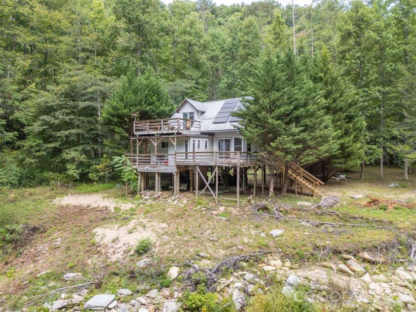 1008 Hardison Falls Trail, Hendersonville, NC 28792.  MLS# CAR4417588, YatesRealty ID 49276. 