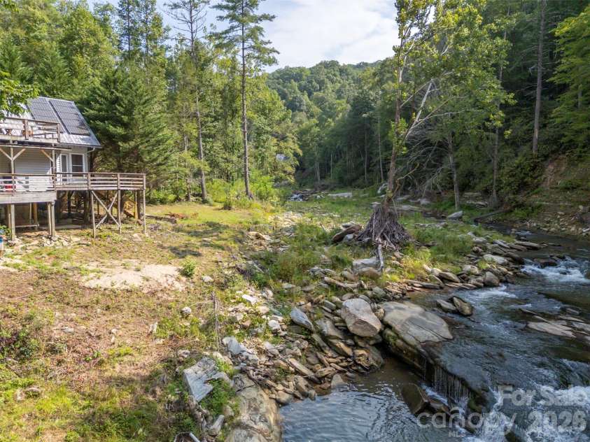1008 Hardison Falls Trail, Hendersonville, NC 28792.  MLS# CAR4417588, YatesRealty ID 49276. 