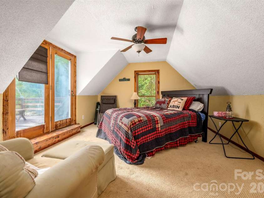1008 Hardison Falls Trail, Hendersonville, NC 28792.  MLS# CAR4417588, YatesRealty ID 49276. 