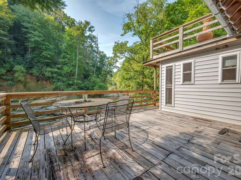 1008 Hardison Falls Trail, Hendersonville, NC 28792.  MLS# CAR4417588, YatesRealty ID 49276. 