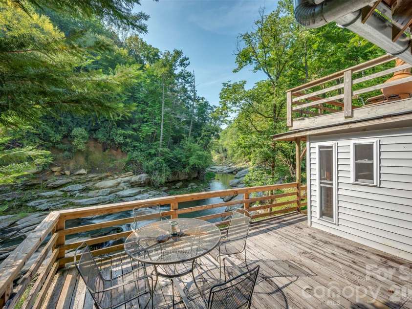1008 Hardison Falls Trail, Hendersonville, NC 28792.  MLS# CAR4417588, YatesRealty ID 49276. 