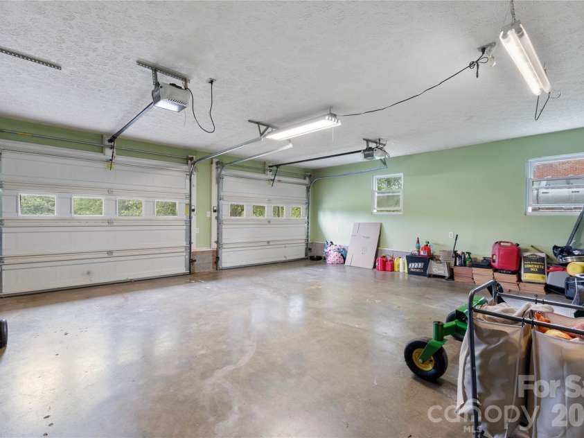3333 Eastwood Avenue, Morganton, NC 28655.  MLS# CAR4422258, YatesRealty ID 49277. 