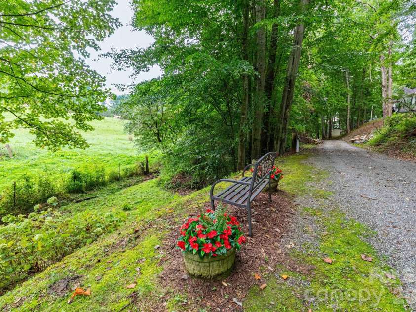 48 Melissa Lane, Leicester, NC 28748.  MLS# CAR4417154, YatesRealty ID 49278. 