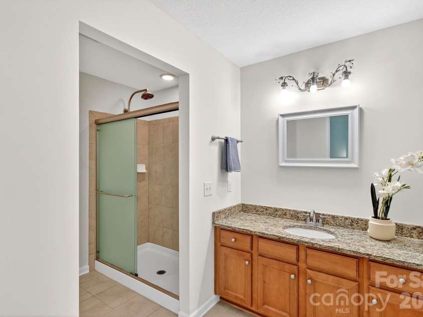 3546 Bank Court, Matthews, NC 28105.  MLS# CAR4320664, YatesRealty ID 4928. 
