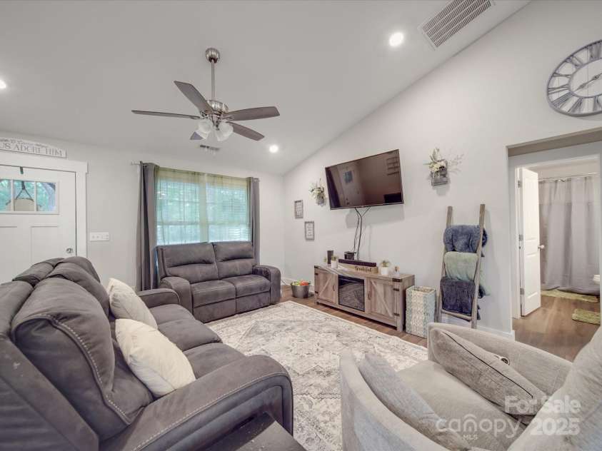 833 Generation Lane, Clover, SC 29710.  MLS# CAR4245041, YatesRealty ID 4928. 