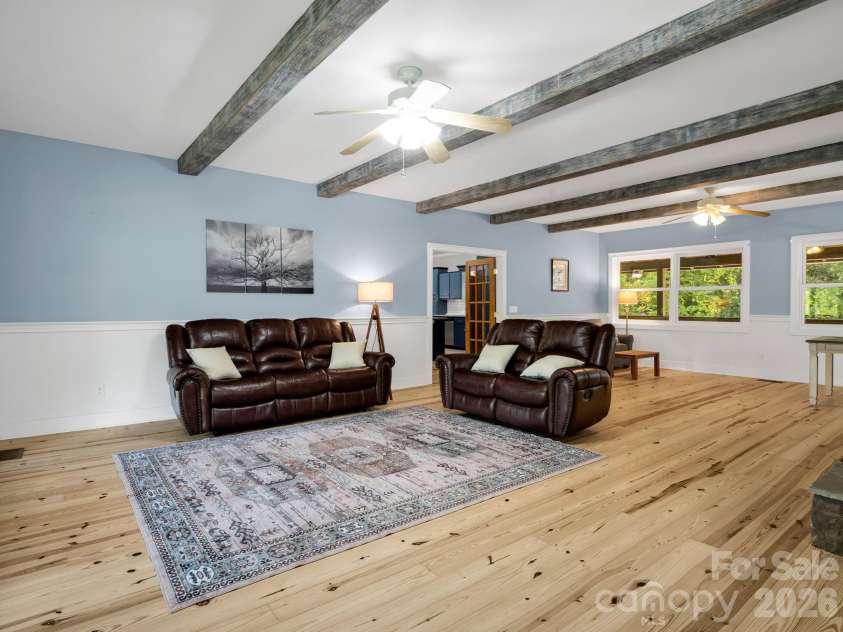 119 Mountain Bluff Trail, Hendersonville, NC 28792.  MLS# CAR4422233, YatesRealty ID 49280. Great room includes living room & dining room