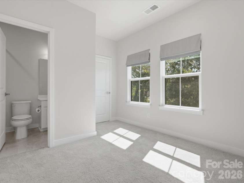 3122 Coquina Lane, Charlotte, NC 28206.  MLS# CAR4421612, YatesRealty ID 49282. 