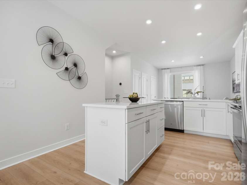 3122 Coquina Lane, Charlotte, NC 28206.  MLS# CAR4421612, YatesRealty ID 49282. 