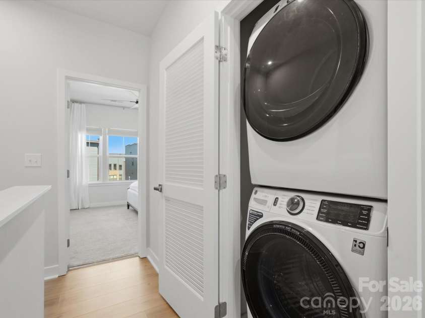 3122 Coquina Lane, Charlotte, NC 28206.  MLS# CAR4421612, YatesRealty ID 49282. 