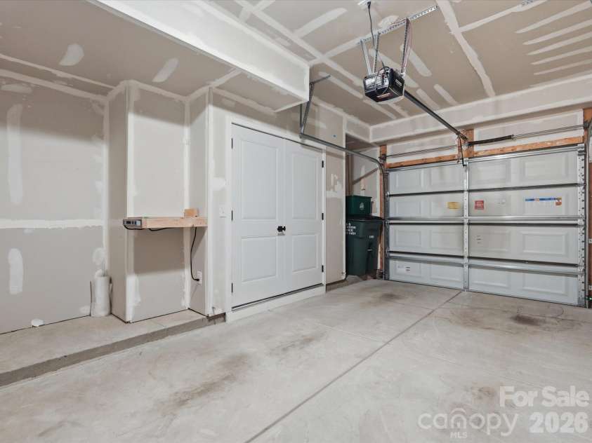 3122 Coquina Lane, Charlotte, NC 28206.  MLS# CAR4421612, YatesRealty ID 49282. 