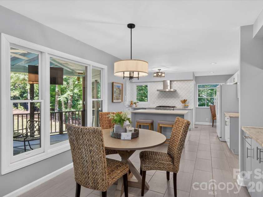 4418 Horseshoe Bend, Matthews, NC 28104.  MLS# CAR4420956, YatesRealty ID 49284. 