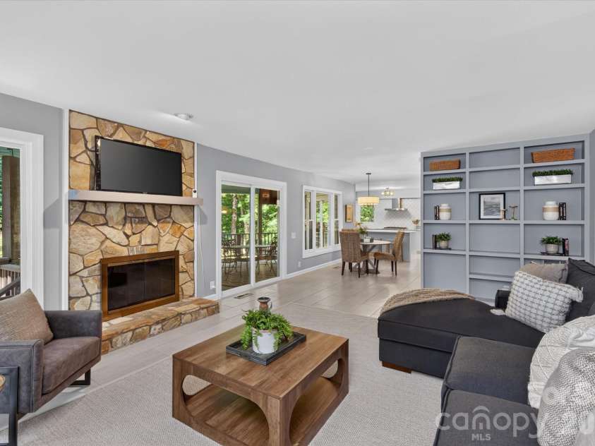 4418 Horseshoe Bend, Matthews, NC 28104.  MLS# CAR4420956, YatesRealty ID 49284. 