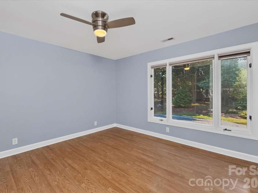 4418 Horseshoe Bend, Matthews, NC 28104.  MLS# CAR4420956, YatesRealty ID 49284. 