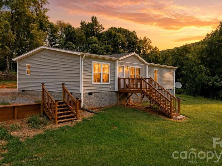 591 Moore Lane, Taylorsville, NC 28681.  MLS# CAR4415452, YatesRealty ID 49286. 