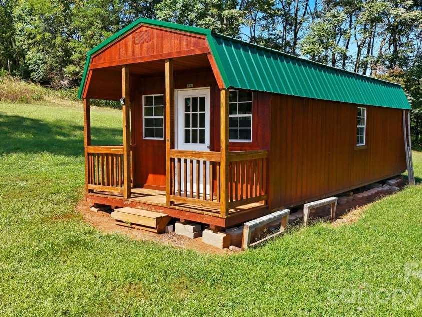 591 Moore Lane, Taylorsville, NC 28681.  MLS# CAR4415452, YatesRealty ID 49286. 