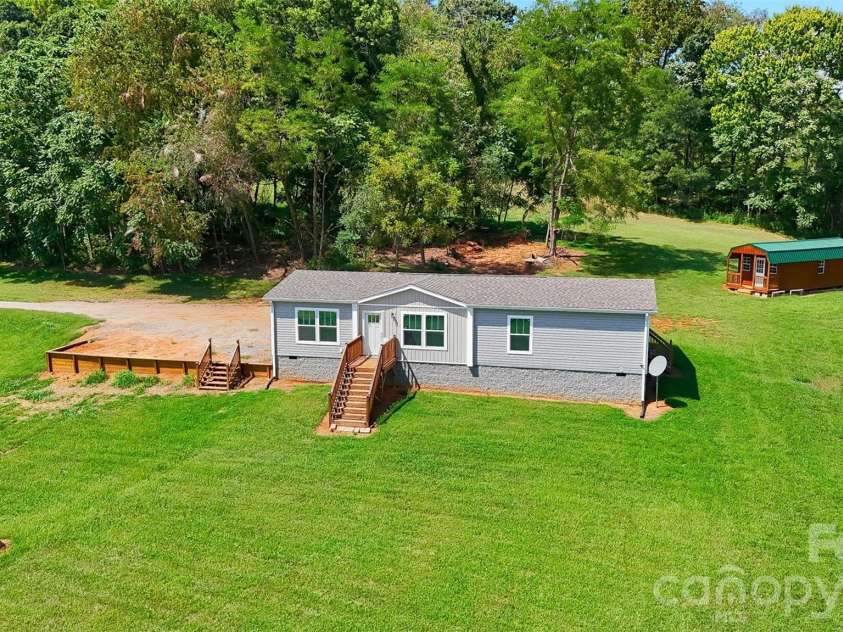591 Moore Lane, Taylorsville, NC 28681.  MLS# CAR4415452, YatesRealty ID 49286. 