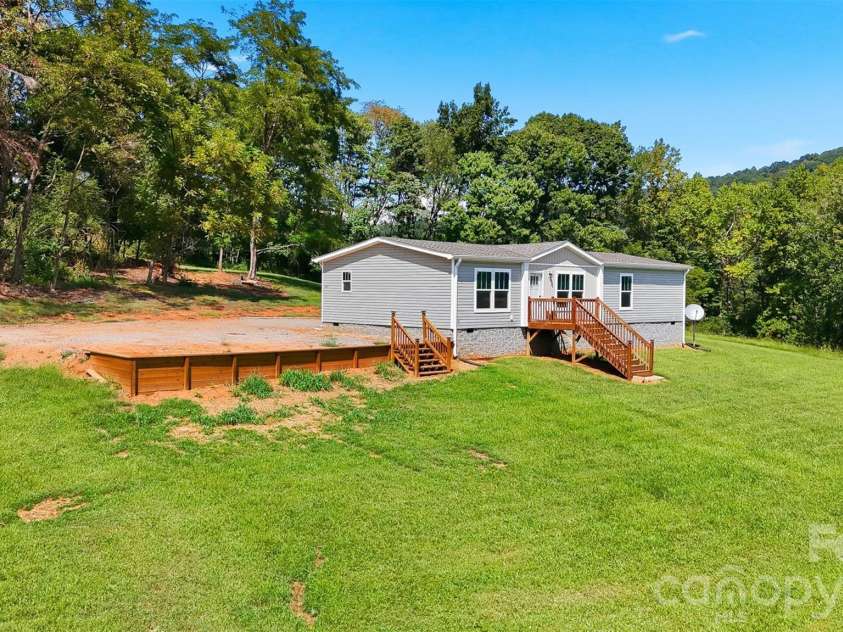 591 Moore Lane, Taylorsville, NC 28681.  MLS# CAR4415452, YatesRealty ID 49286. 