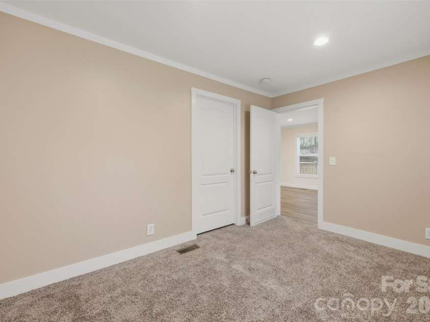 591 Moore Lane, Taylorsville, NC 28681.  MLS# CAR4415452, YatesRealty ID 49286. 