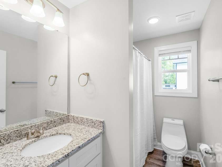 360 Sexton Street, Kannapolis, NC 28081.  MLS# CAR4416394, YatesRealty ID 49288. Full Bath