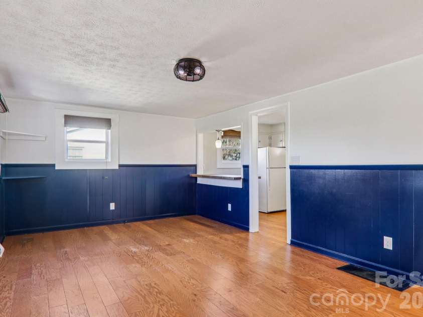 11 Huffman Road, Asheville, NC 28806.  MLS# CAR4355865, YatesRealty ID 4929. 