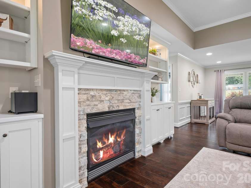 2261 Eva Court, Lincolnton, NC 28092.  MLS# CAR4417585, YatesRealty ID 49293. 