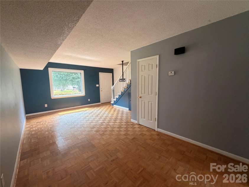 103 Crestlane Drive, Morganton, NC 28655.  MLS# CAR4422193, YatesRealty ID 49297. Living Room