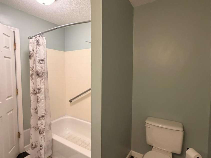 103 Crestlane Drive, Morganton, NC 28655.  MLS# CAR4422193, YatesRealty ID 49297. Primary Bath