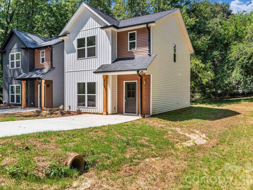 114 Yadkin Avenue, Spencer, NC 28159.  MLS# CAR4422284, YatesRealty ID 49299. 