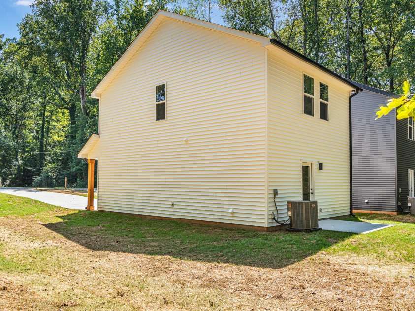 114 Yadkin Avenue, Spencer, NC 28159.  MLS# CAR4422284, YatesRealty ID 49299. 