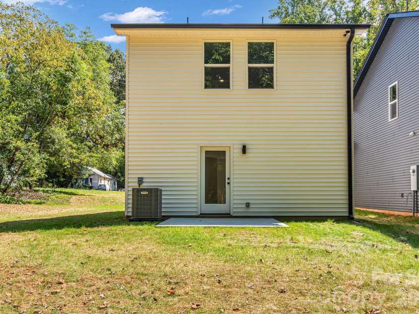 114 Yadkin Avenue, Spencer, NC 28159.  MLS# CAR4422284, YatesRealty ID 49299. 