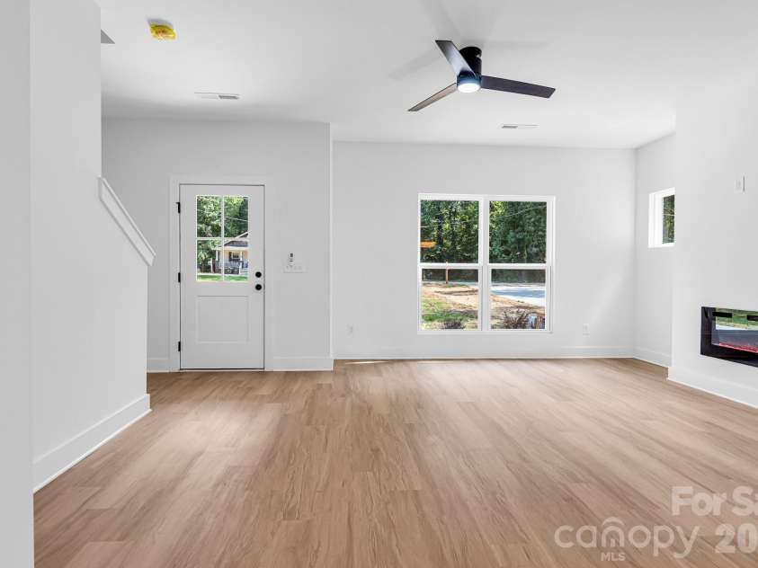 114 Yadkin Avenue, Spencer, NC 28159.  MLS# CAR4422284, YatesRealty ID 49299. 