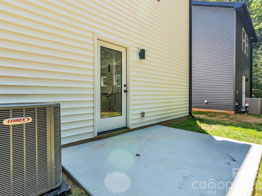 114 Yadkin Avenue, Spencer, NC 28159.  MLS# CAR4422284, YatesRealty ID 49299. 