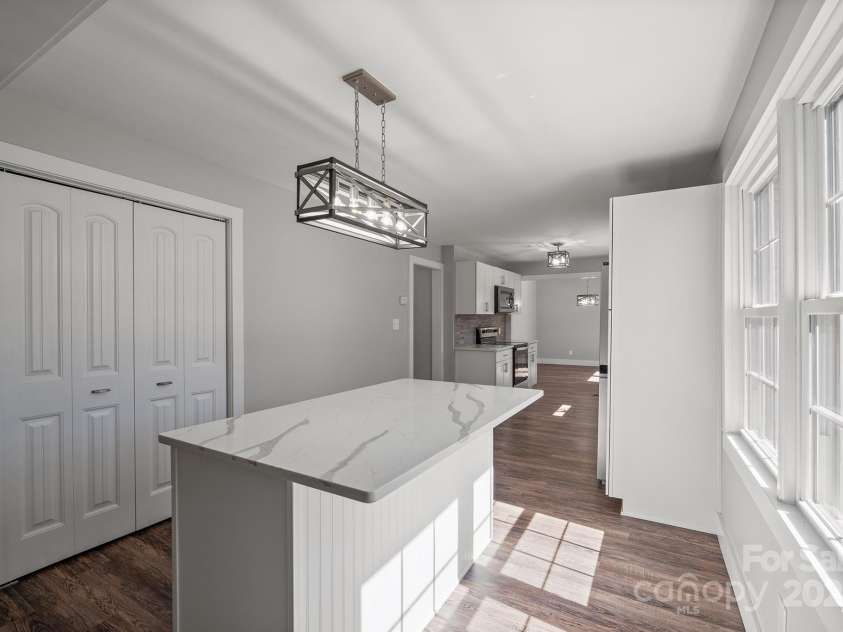 306 7th Street Place, Conover, NC 28613.  MLS# CAR4234782, YatesRealty ID 493. 